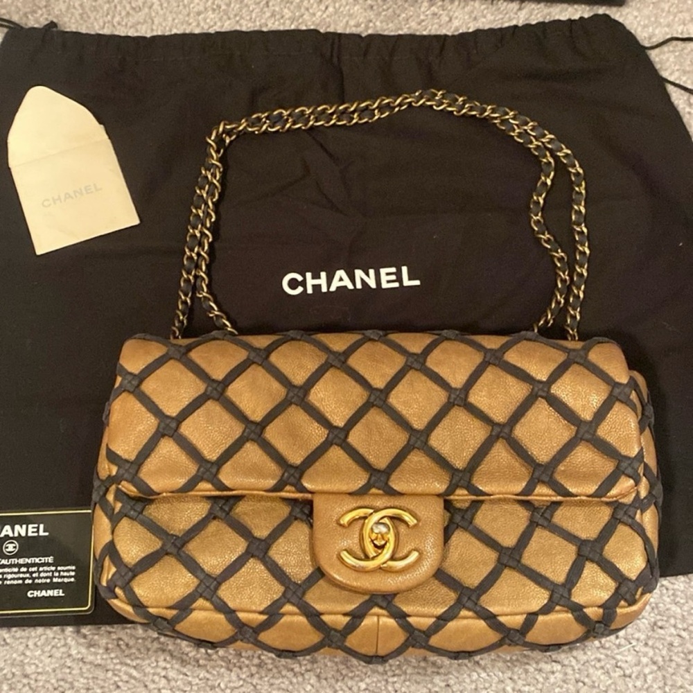 CHANEL•Limited Edition Canebiers Flap bag • - Picture 3 of 13